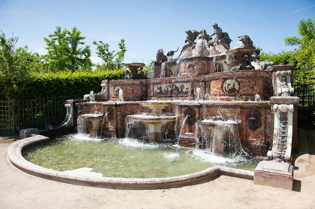 Buffet d'eau traité par Uretek