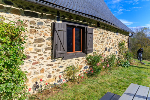 Maison-en-pierre-injection-Uretek