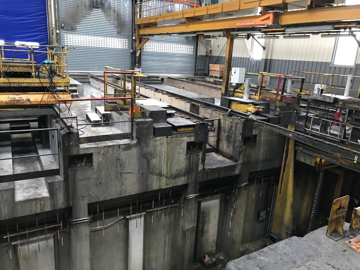 photo du verin de la fosse de maintenance