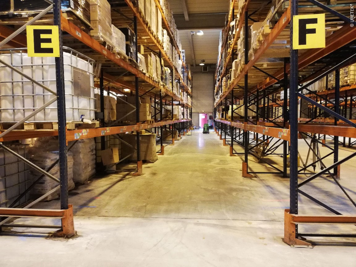 Vue d'ensemble de l'entrepôt ABAX Industrie