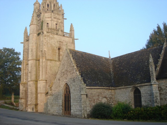 Photo de la Chapelle Saint Nicodème à Pluméliau en Bretagne après l'intervention d'URETEK