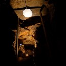 technicien inspectant les mines du pradal