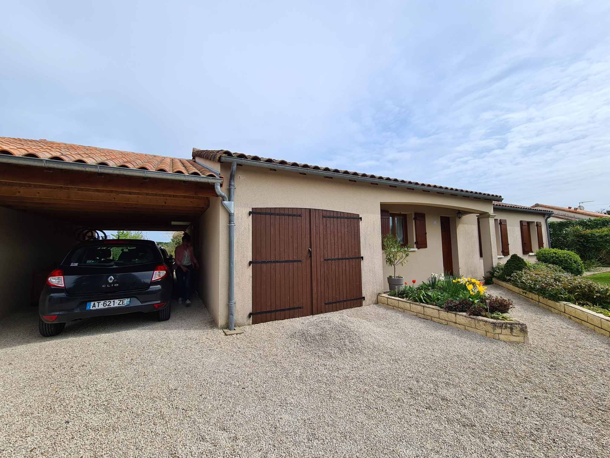 Chouppes&nbsp;: un&nbsp;vide sous plinthes résorbé depuis l'extérieur de&nbsp;la&nbsp;maison